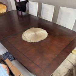 Dining Table With 6 Dining Chairs 