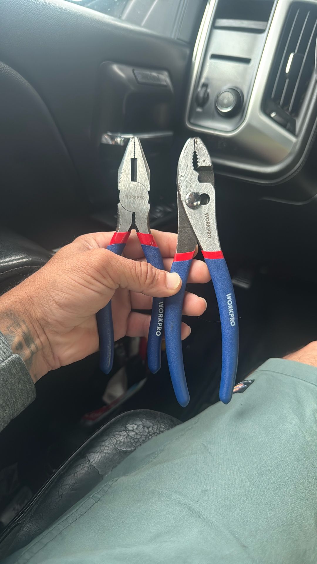 Pliers