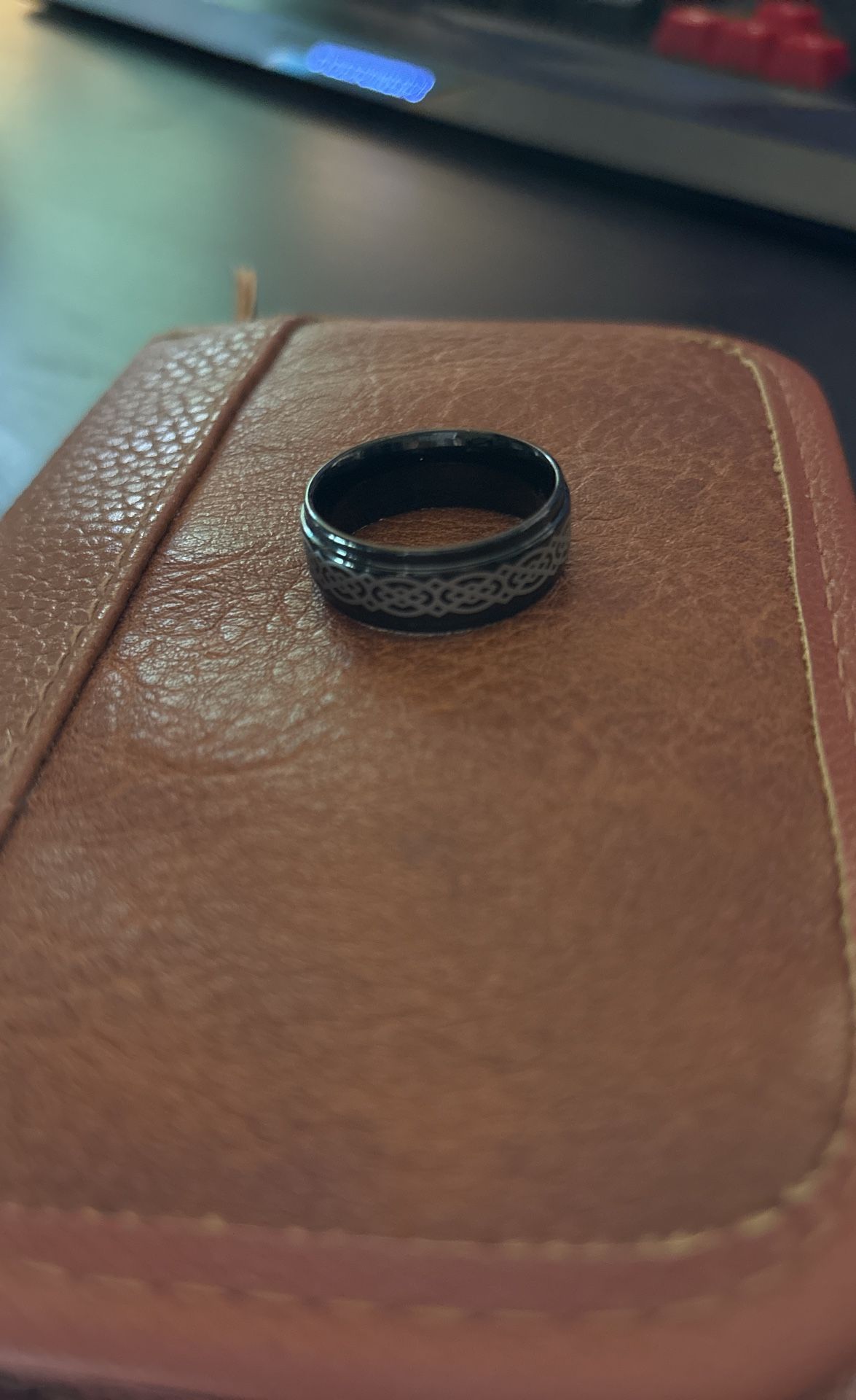 Celtic Men’s Wedding Ring