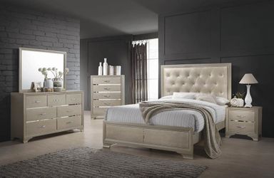 4PC QUEEN BEDROOM SET: QUEEN BED, DRESSER, MIRROR, NIGHT STAND