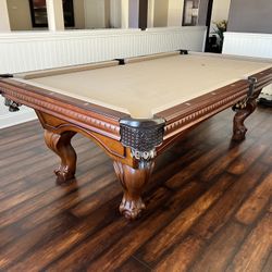Pool Table 8ft- LIKE NEW- Free Delivery
