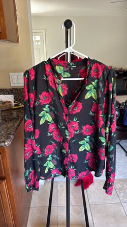 Fashion Nova Floral Button-Up Blouse
