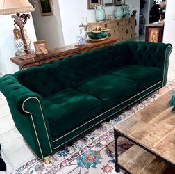 Beautiful Chesterfield Sofa