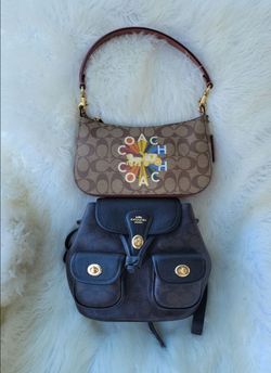 Coach Originales $150, por las dos.