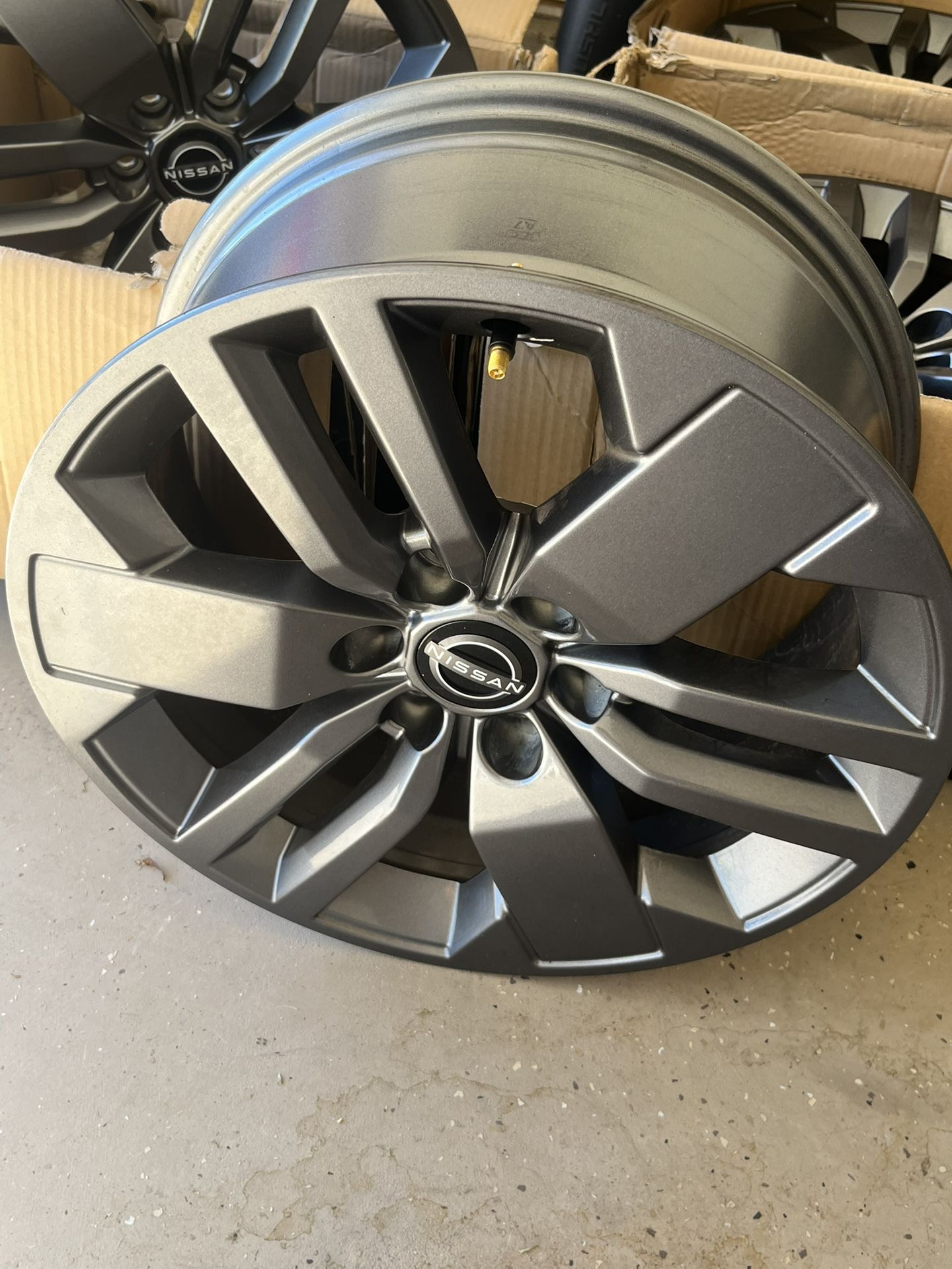 2025 Nissan Frontier Wheels