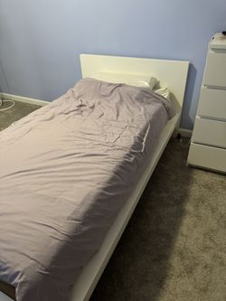 IKEA Malm Bed Set