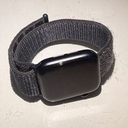 Apple Watch SE Cellular + GPS  (3rd gen)