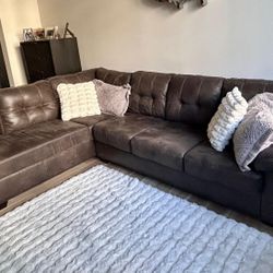Sectional Sofa 