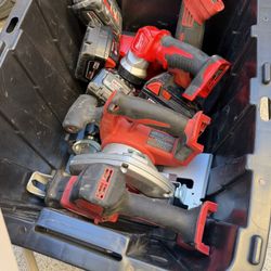 Milwaukee Tools. Combo Kits 