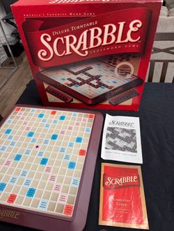 Deluxe Turntable Scrabble Crossword Game