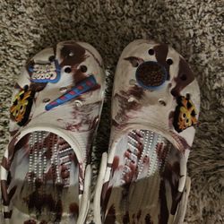 Kids Crocs Size 1