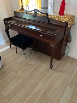 Nice Piano needs new home