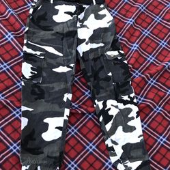 Camo Capri Pants