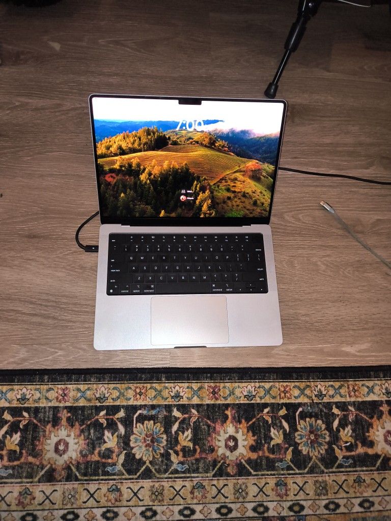 MacBook Pro M1 2021 14" Display
