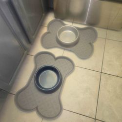 TOP PAW BRAND LARGE TRAY AND BOWLS $9 EACH FIRM