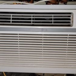 LG Window Air Conditioner 10,000 Btu