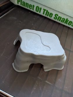 Small Plastic Hide