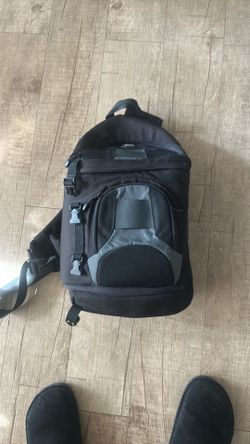 Lowepro Slingshot 202 AW All Weather DSLR Camera Sling Bag Black