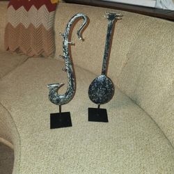 Metal Music Instrument Figurines on Stand Set of 2
