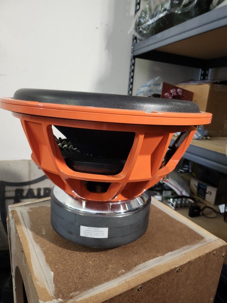 AVATAR STU 15 INCH MONSTER SUB --- $300
