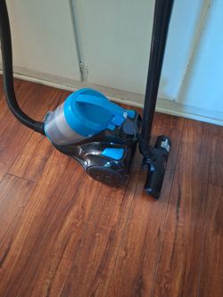 Bagless Vacuum Excellent Condition 