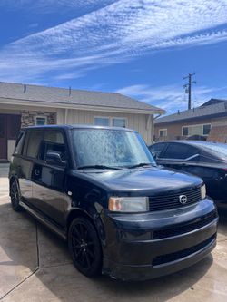 05’ Scion xB
