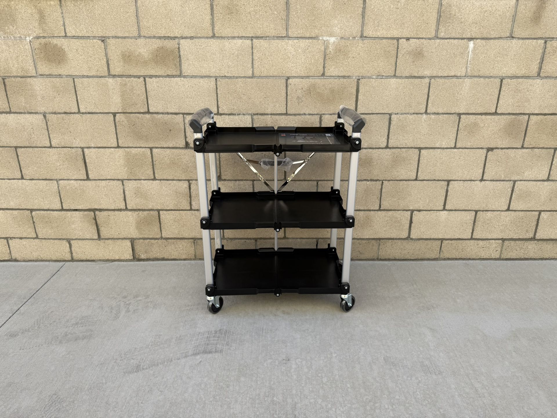 NEW Olympia Tools 85-189 Pack N Roll Collapsible Service Cart, XL, 300LB Capacity, Black