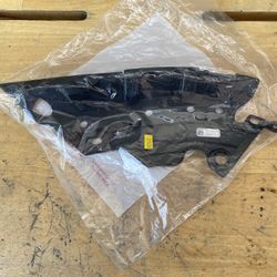 2022,2023,2024 Honda Civic Left Front Bumper Bracket