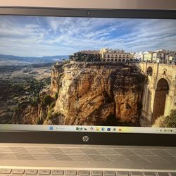 Hp Pavilion 15.6”  Model 15-cs0073cl  i7-85656U 1.8Hz 16GB RAM  1TB  HDD  NVidia GeForce MX150