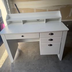 Childrens desk white