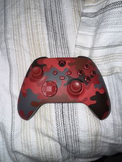 Red Camo Controller