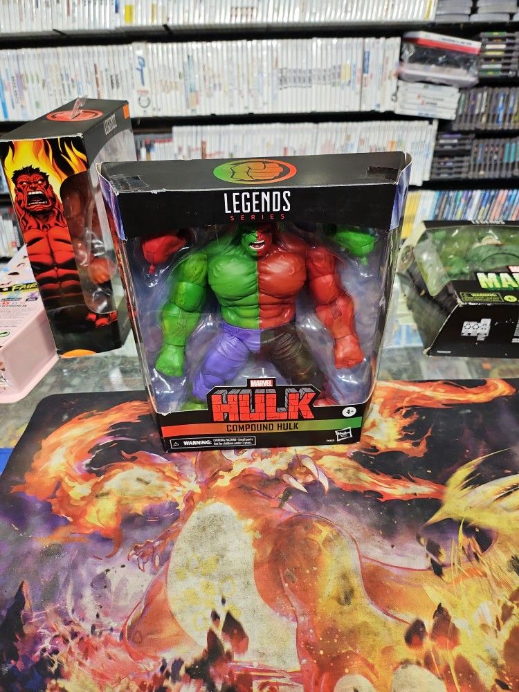 Brand New Hasbro Delux Marvel Legends Series Compound Hulk Action Figure