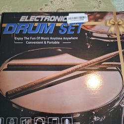 Electronic Drum Set 