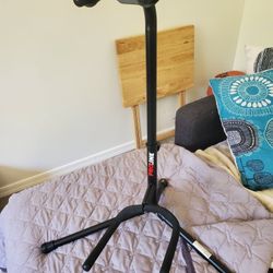 Guitar Stand 