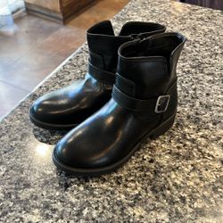 Black Girls Boots Size 2