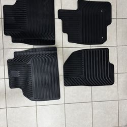 Chevy Silverado Floor Mats 2019-2024 Like New Original 