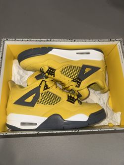Jordan 4 lightning Sz 7