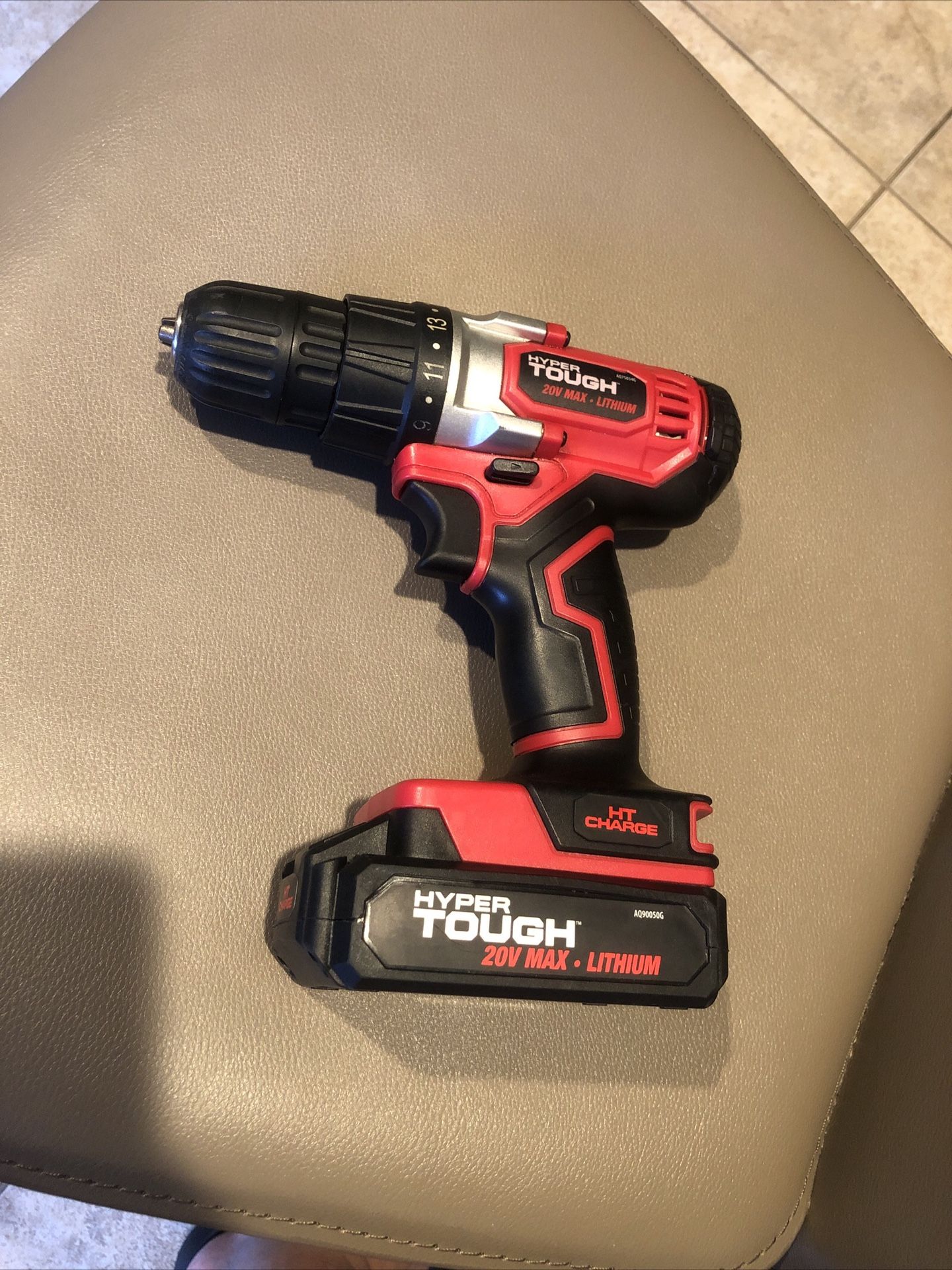 Hyper Tough 3/8" Cordless Drill AQ75034G with 20V Lithium Battery EXCELLENT CONDITION