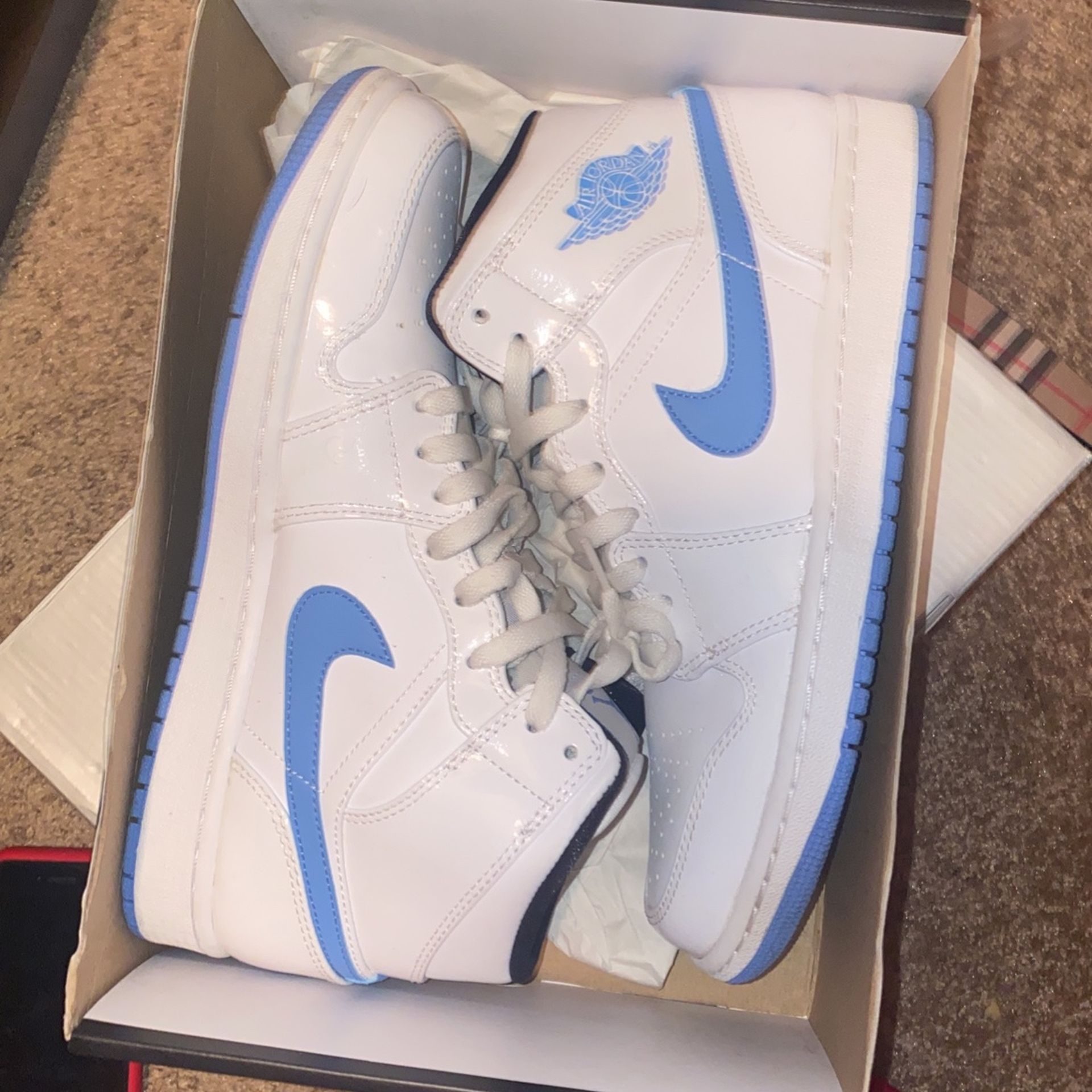 Retro 1 Mids $60 Price Firm No Trade