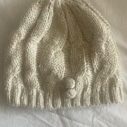 D&Y, Women’s Ivory Knitted Beanie, One Size Fits Most, Size 7x7
