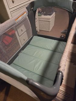 Graco pack n play  with changer option No bassinet gender neutral!
