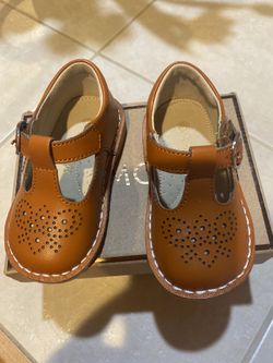Kids Shoes Size 5