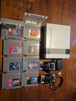 Nes Console with extras