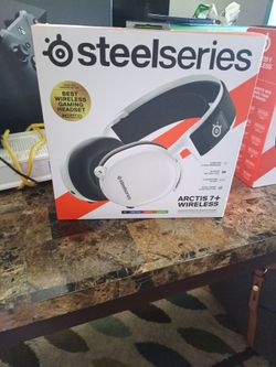 SteelSeries Arctis 7+ Wireless Gaming Headset