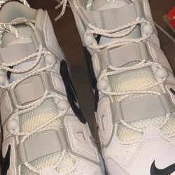 Nike Uptempo’s size 12🔥