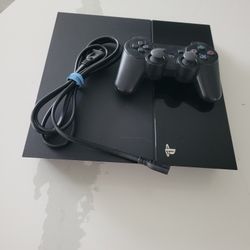 Sony PlayStation 4 PS4 Console System - 500 GB (CUH1115A)