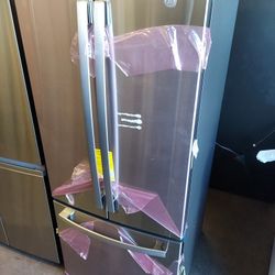 GE 20.8cu.ft 30" French Door Refrigerator