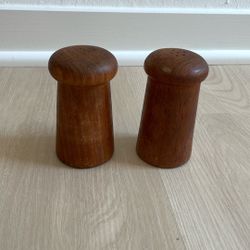 Mid century Salt and Pepper Shakers