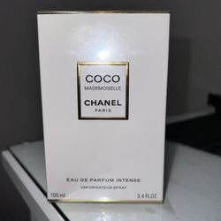 Coco Chanel Mademoiselle Eau de Parfum Intense