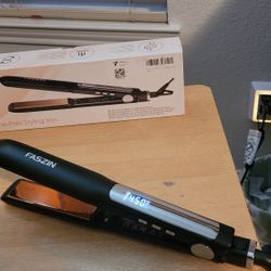 Faszin Professional Hair Straightener 